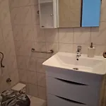 شقة Mira