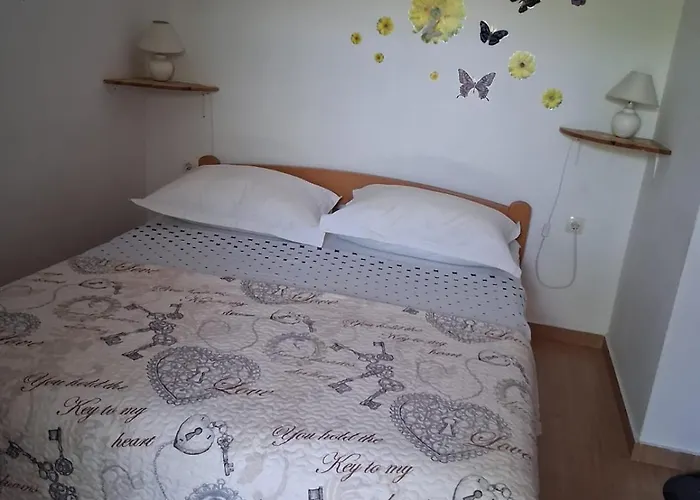Mira