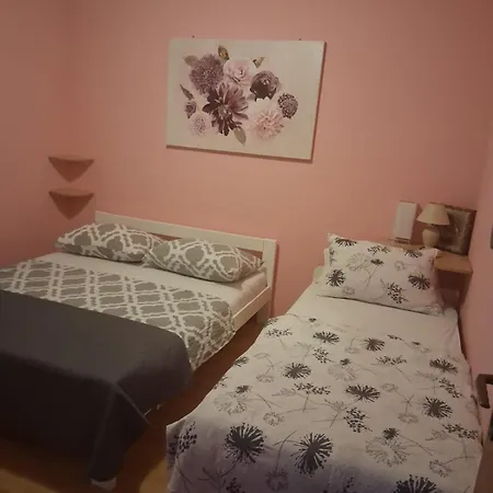 Mira Apartment *